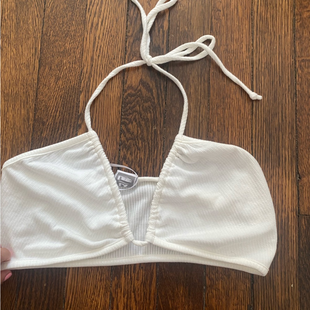 White set - Picture 2 of 3